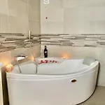 Cavour Luxury